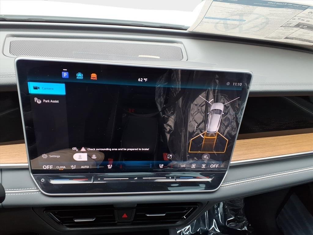 New 2026 Volkswagen Tiguan SEL R-Line image 17