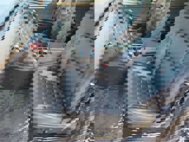 Used 2023 Tesla Model 3 Standard Range image 16