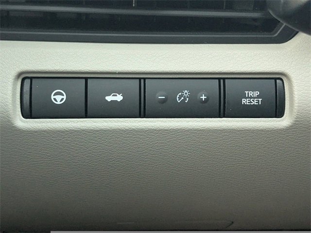 Used 2020 Nissan Altima 2.5 Platinum image 27