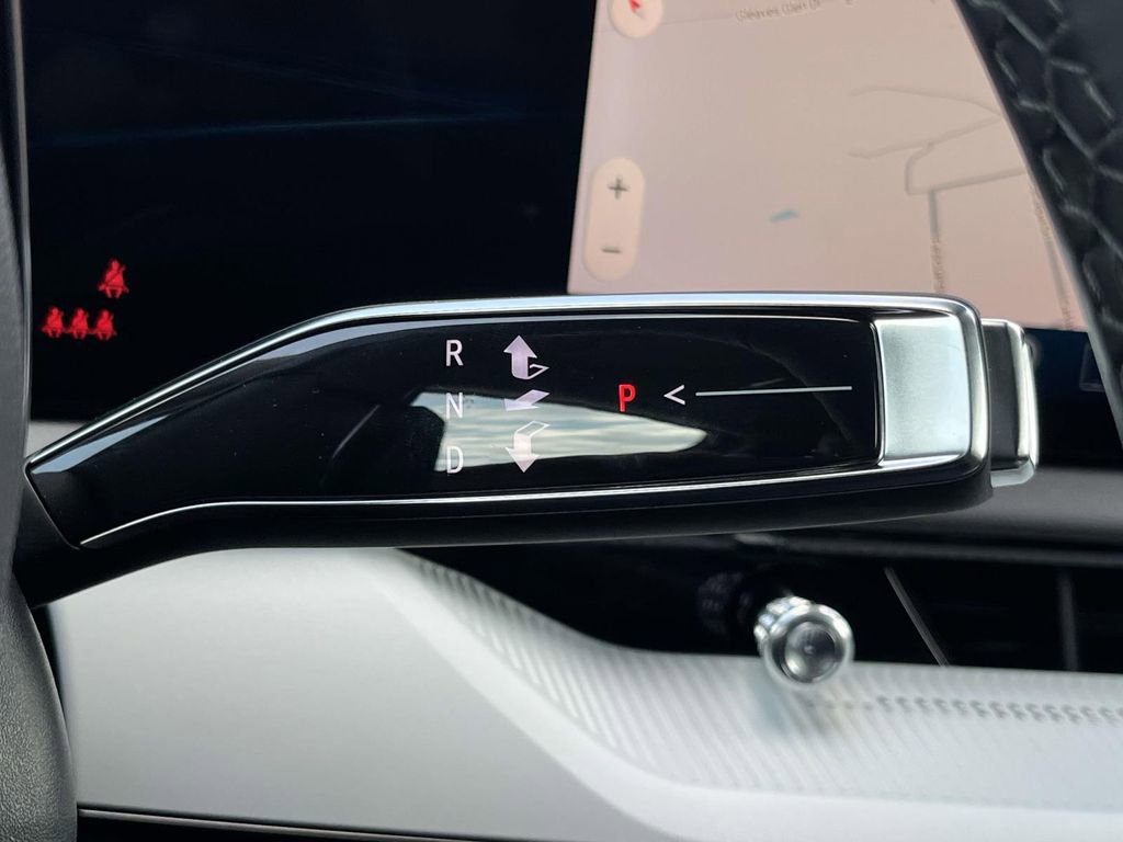 New 2025 Cadillac Optiq Sport 1 image 31