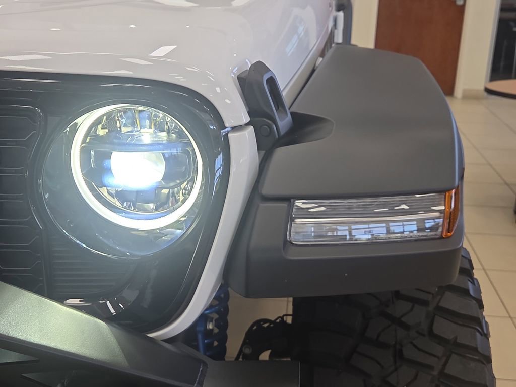 New 2025 Jeep Wrangler Willys image 10