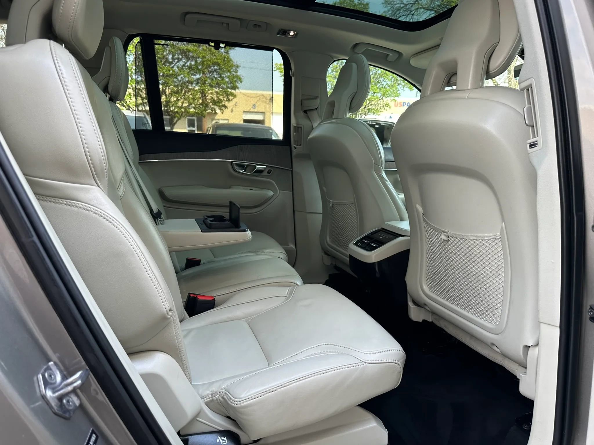 Used 2022 Volvo XC90 T6 Inscription w/ Advanced Package AWD/4WD image 30