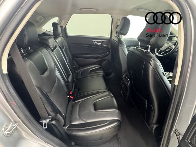 Used 2022 Ford Edge Titanium w/ Equipment Group 301A AWD/4WD image 26