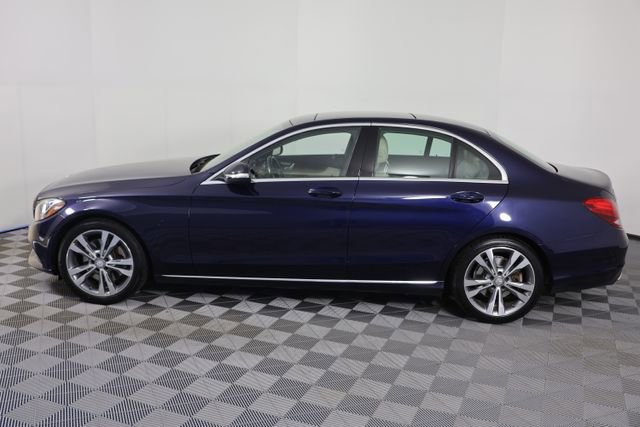 Used 2015 Mercedes-Benz C 300 4MATIC Sedan image 5