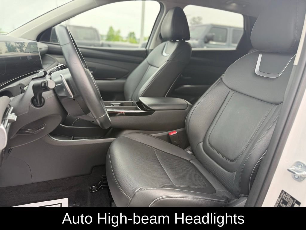 Used 2025 Hyundai Tucson Limited AWD/4WD image 10