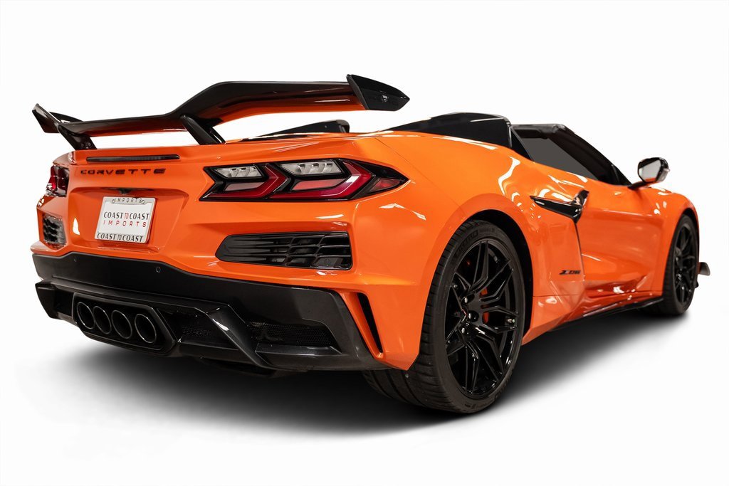 Used 2025 Chevrolet Corvette Z06 w/ Stealth Interior Trim Package image 30
