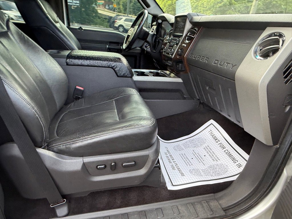 Used 2014 Ford F250 Lariat w/ Lariat Interior Package AWD/4WD image 63