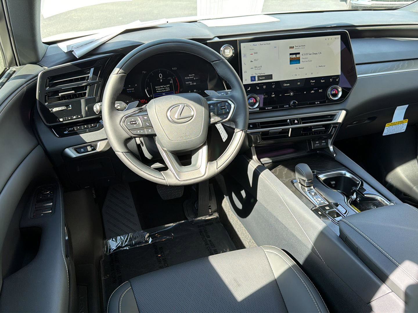 New 2026 Lexus RX 350 FWD image 18