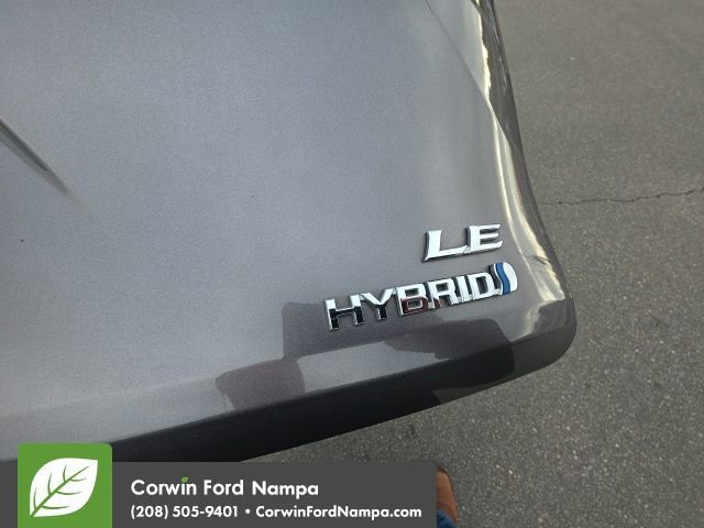 Used 2022 Toyota Sienna LE image 12