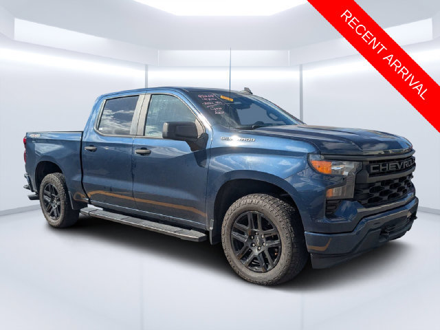 Used 2022 Chevrolet Silverado 1500 Custom AWD/4WD image 1