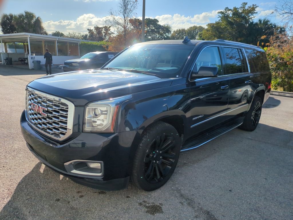 Used 2018 GMC Yukon XL Denali w/ Open Road Package image 10