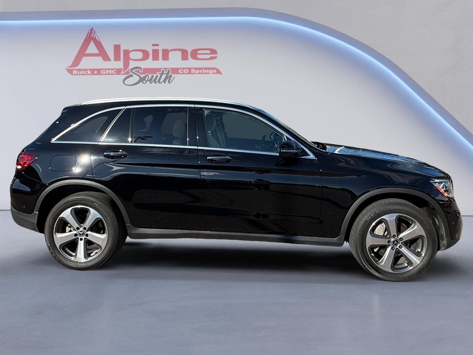 Used 2022 Mercedes-Benz GLC 300 4MATIC image 6