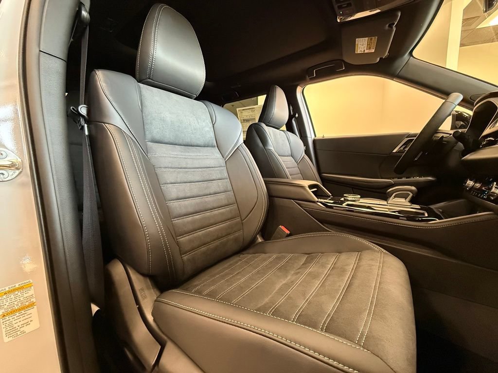 New 2026 Mitsubishi Outlander AWD image 8