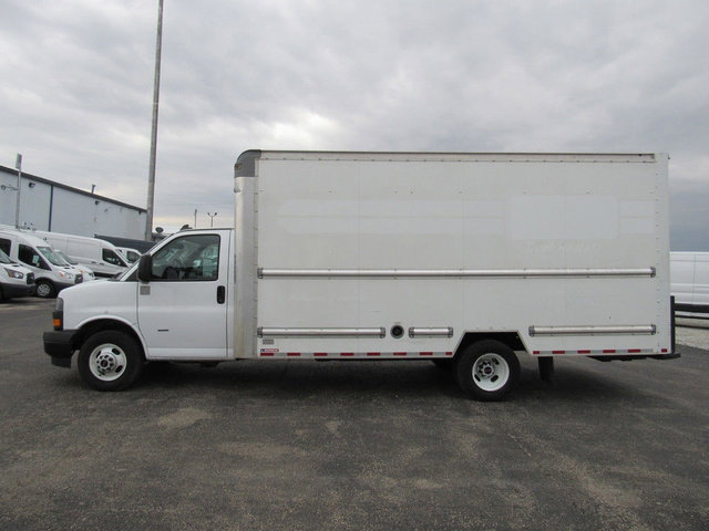 Used 2021 GMC Savana 3500 Extended w/ Power Convenience Package RWD image 6