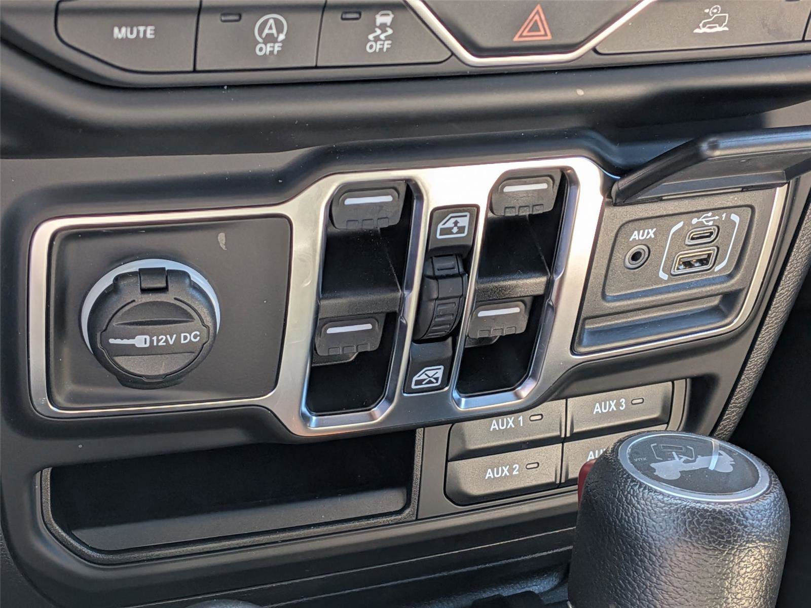 Certified 2023 Jeep Wrangler Unlimited Sport w/ LED Headlamp & Fog Lamp Group AWD/4WD image 13