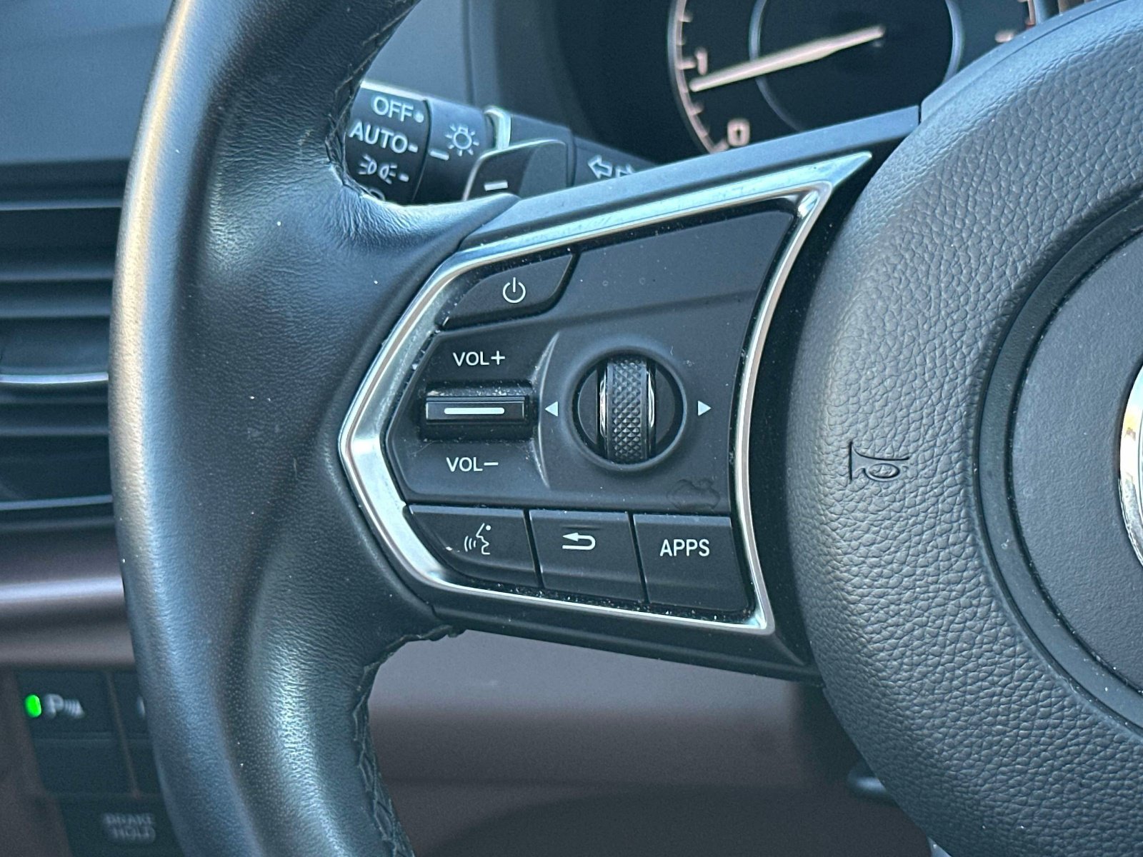 Certified 2025 Acura RDX w/ Technology Package AWD/4WD image 23