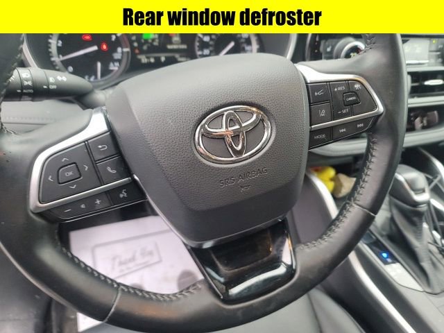 Used 2021 Toyota Highlander XLE image 10