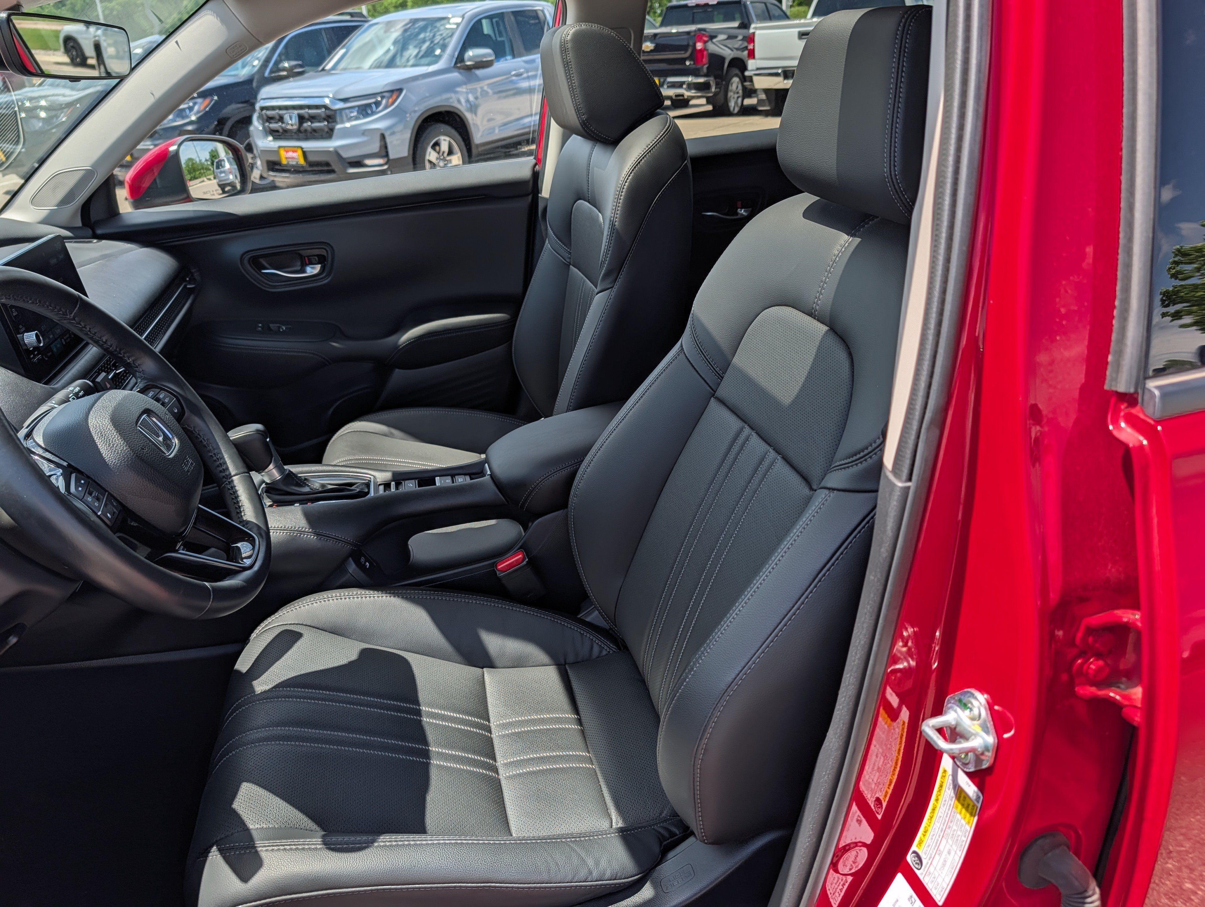 Used 2025 Honda HR-V EX-L image 20