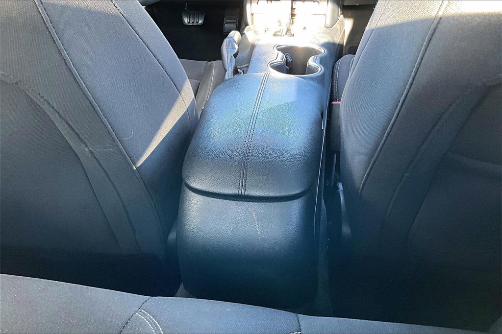 Used 2022 Ford Mustang Convertible w/ Equipment Group 101A image 34