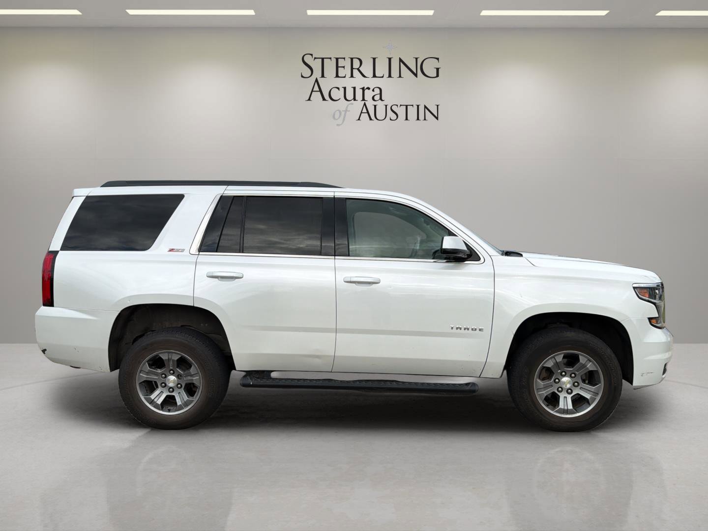 Used 2017 Chevrolet Tahoe LT w/ Off-Road Package image 4