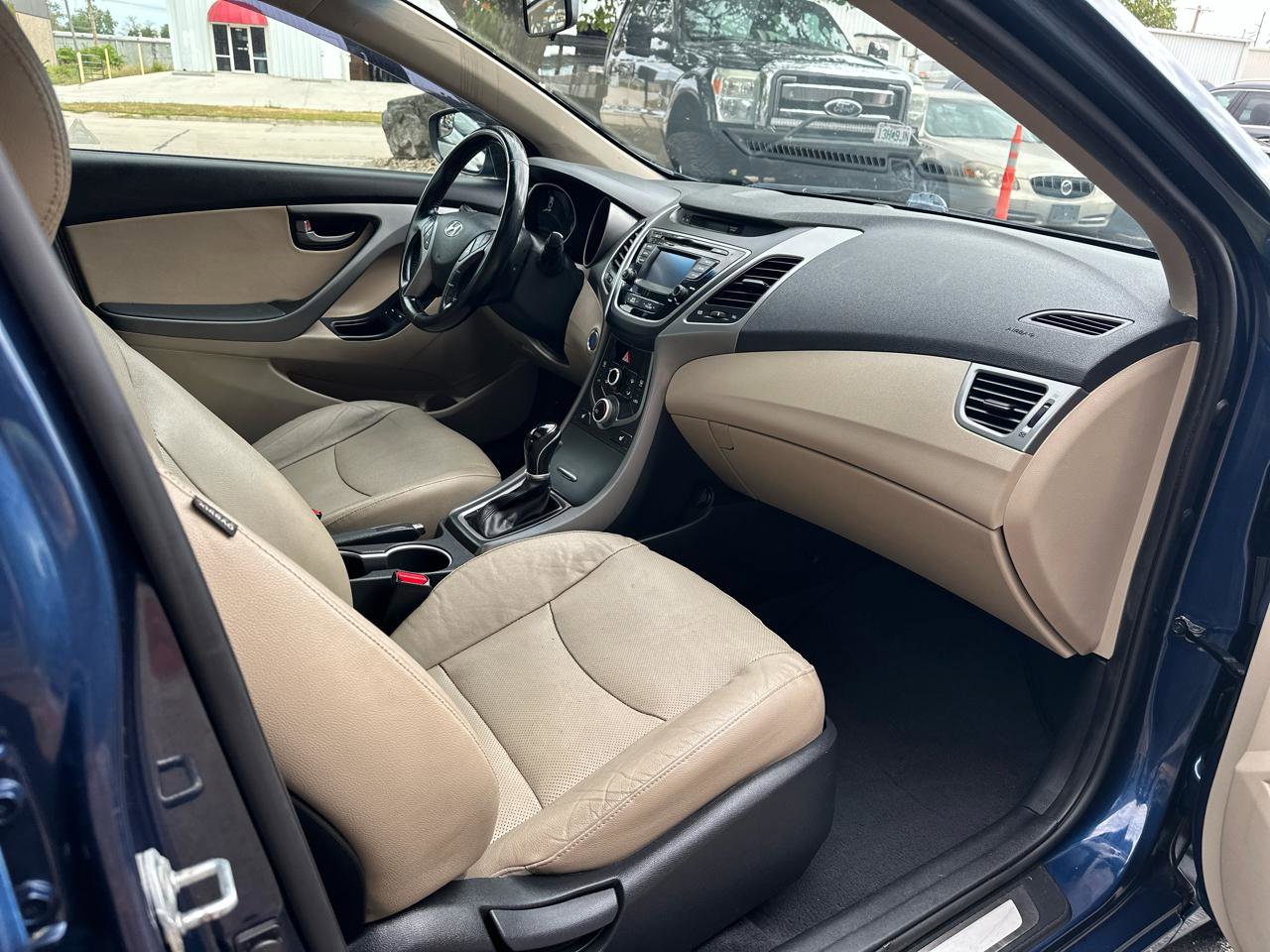 Used 2015 Hyundai Elantra Sport image 32