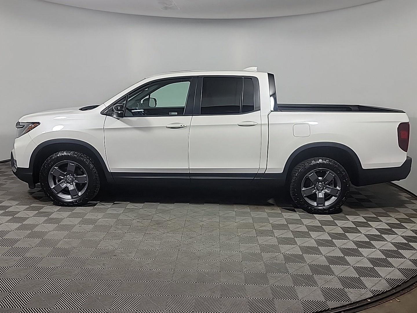 Certified 2024 Honda Ridgeline TrailSport image 10