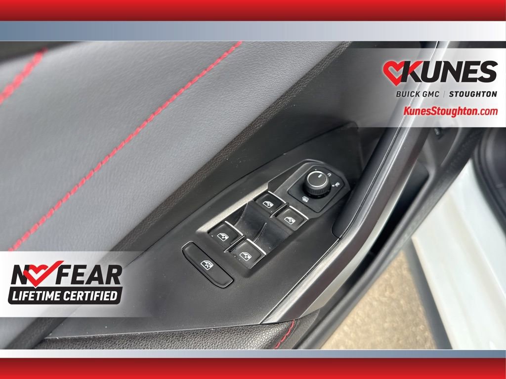 Used 2025 Volkswagen Jetta GLI Autobahn image 20