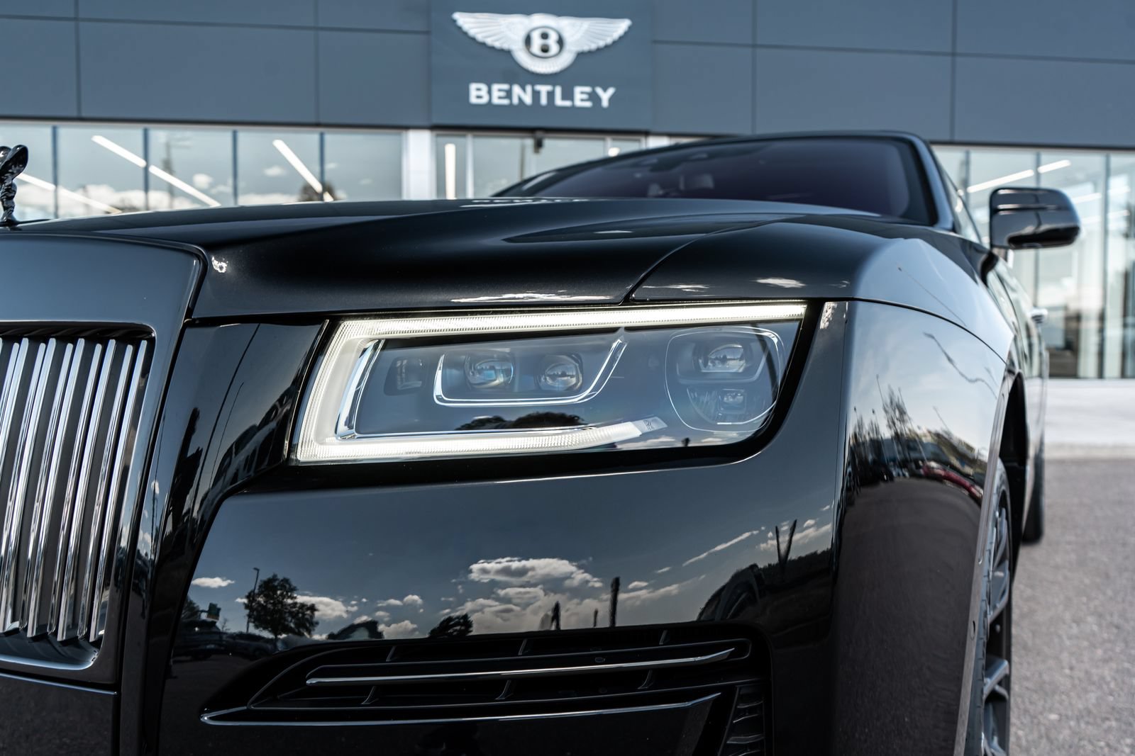 Used 2022 Rolls-Royce Ghost Black Badge AWD/4WD image 22