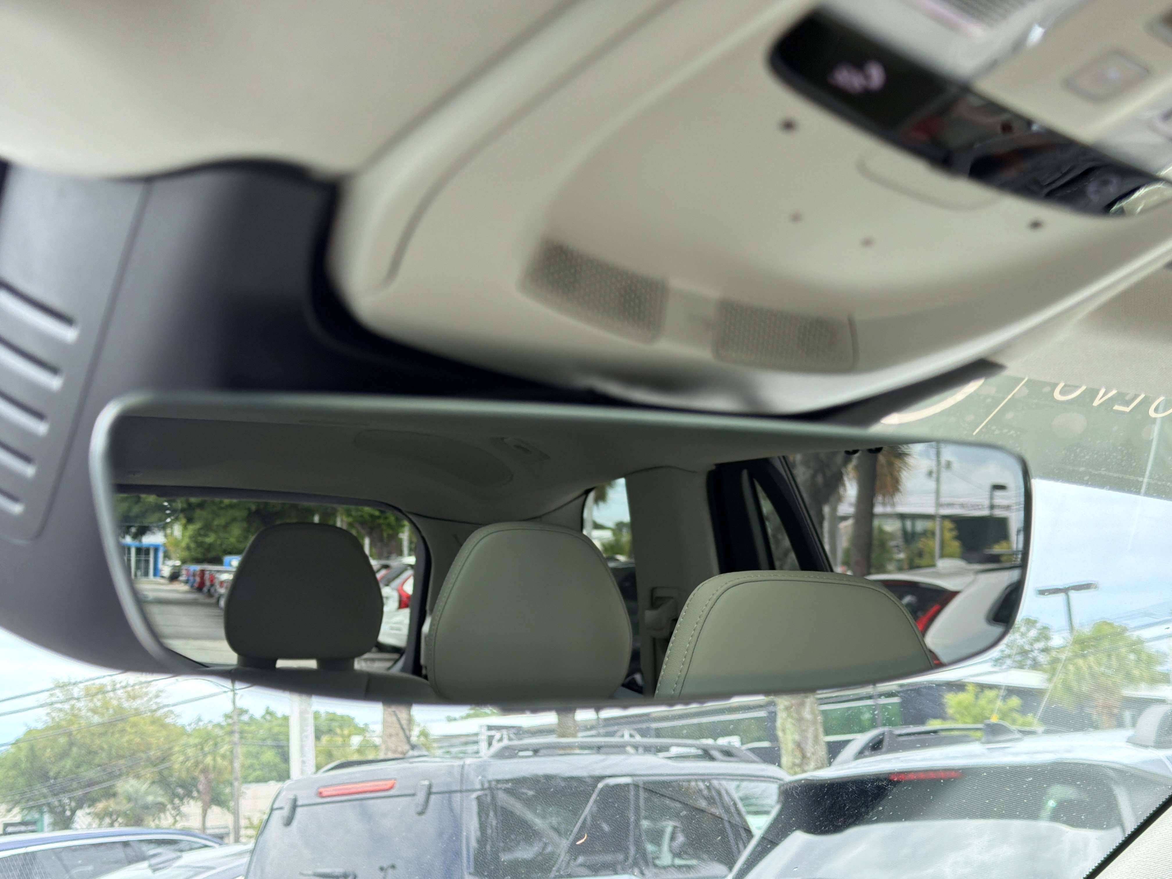 Used 2024 Volvo XC90 B6 Ultimate w/ Protection Package Premier AWD/4WD image 27