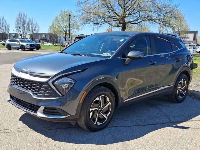 Certified 2023 Kia Sportage LX image 3