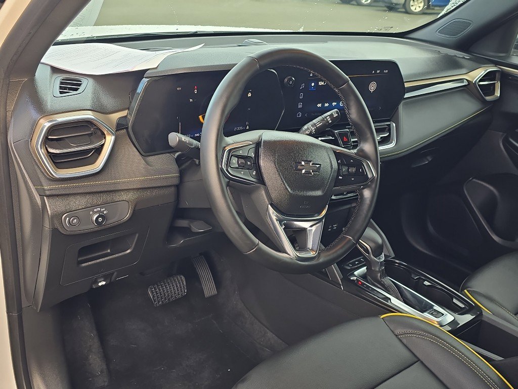 Certified 2025 Chevrolet TrailBlazer ACTIV w/ Driver Confidence Package image 14