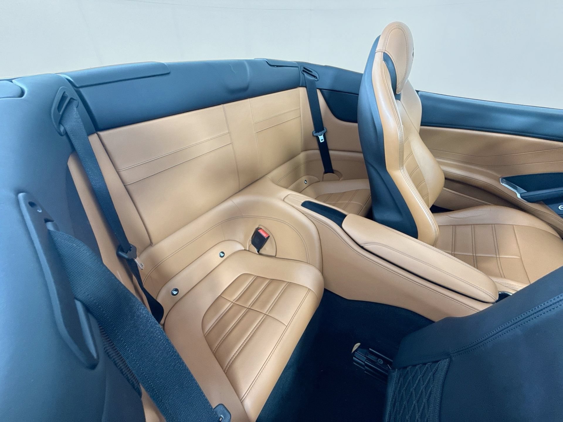 Certified 2017 Ferrari California T RWD image 22