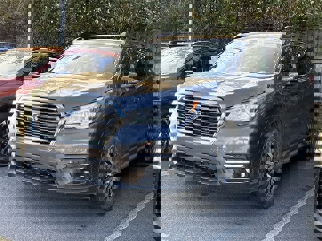 Used 2022 Subaru Ascent Limited image 3
