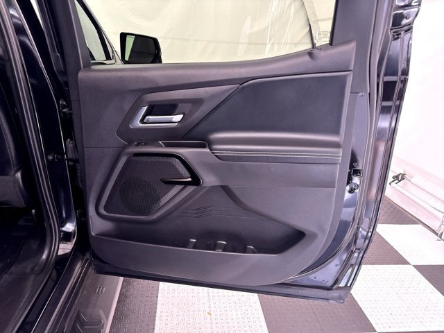 Used 2026 Chevrolet Silverado EV LT AWD/4WD image 28