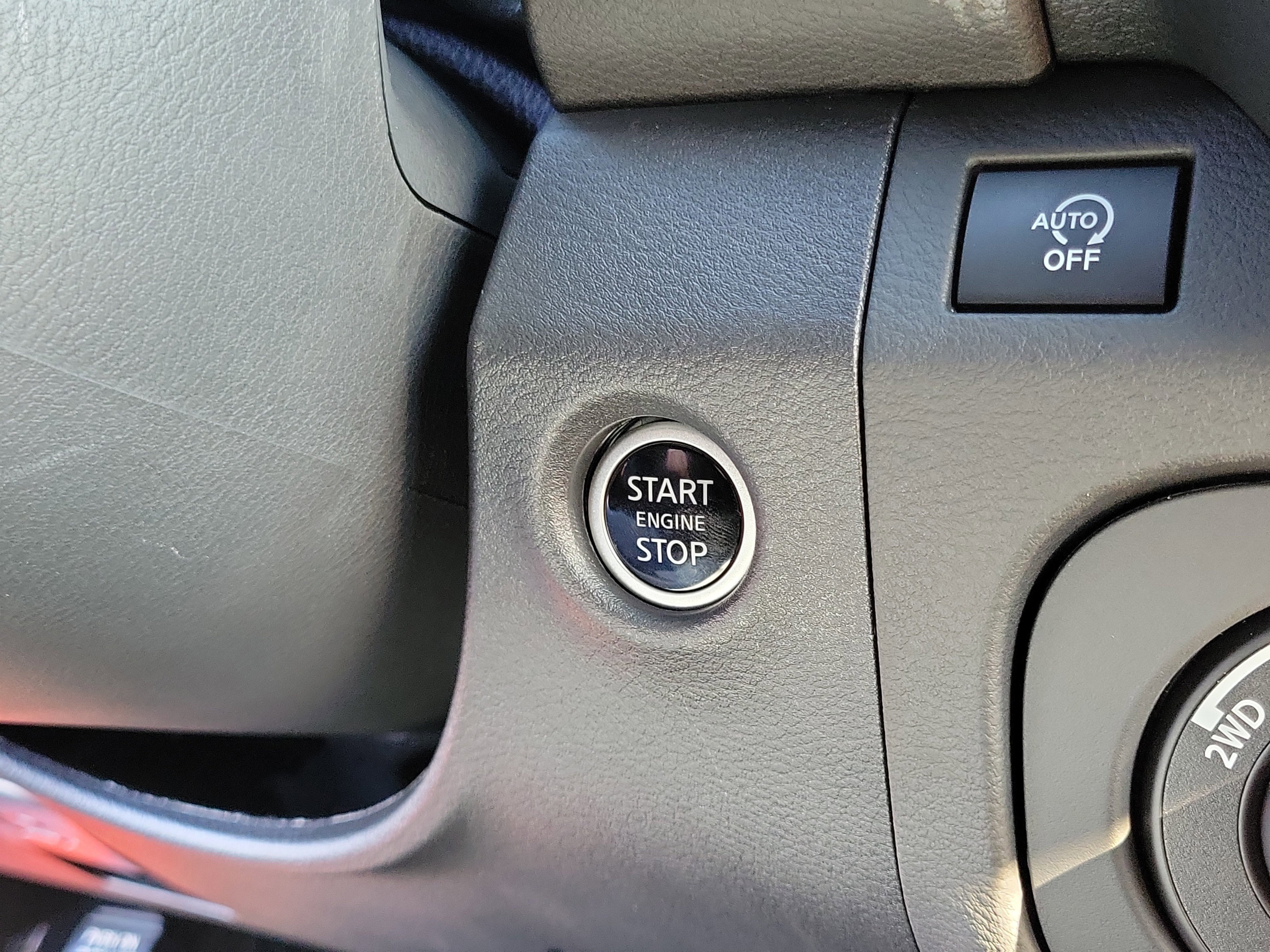 New 2025 Nissan Frontier PRO-4X w/ Interior Protection Package image 28