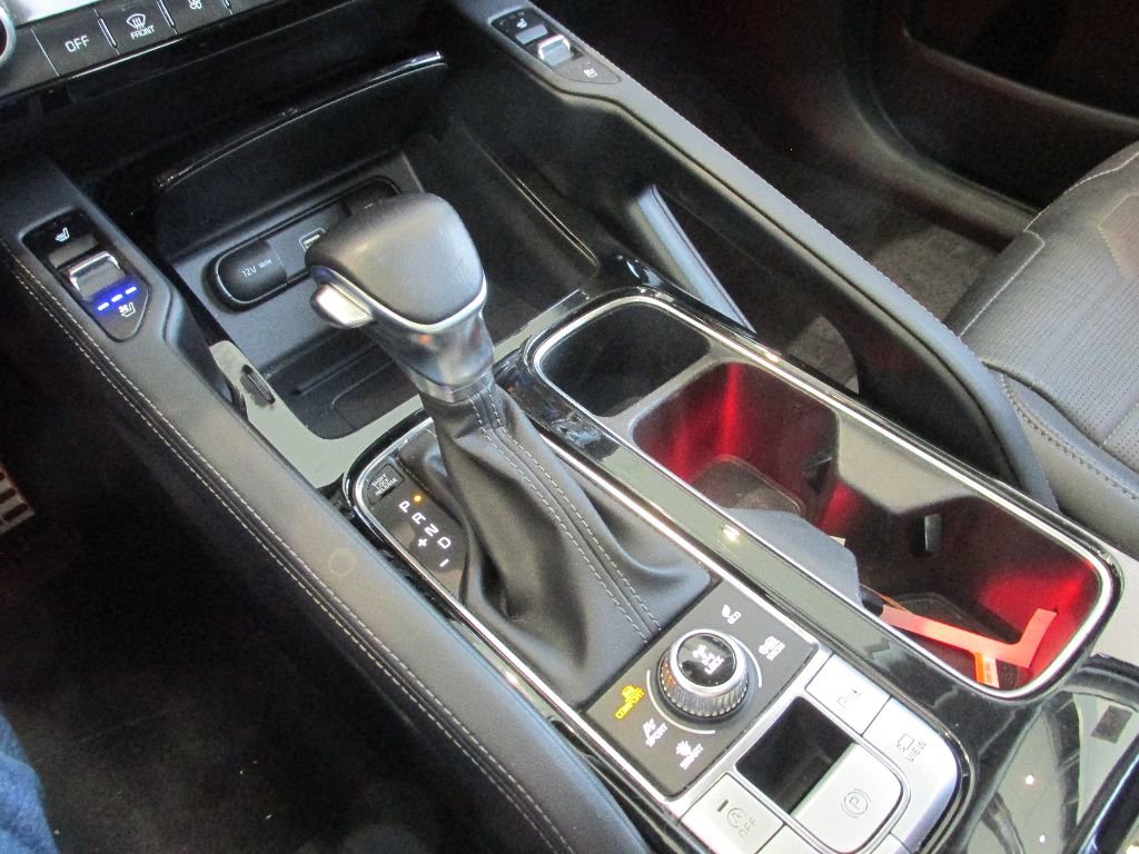 Used 2022 Kia Telluride SX w/ SX Prestige Package image 25