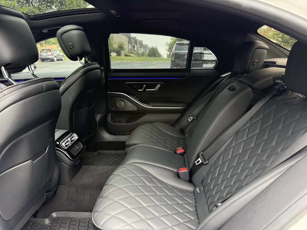 Used 2023 Mercedes-Benz S 580 4MATIC Sedan image 17