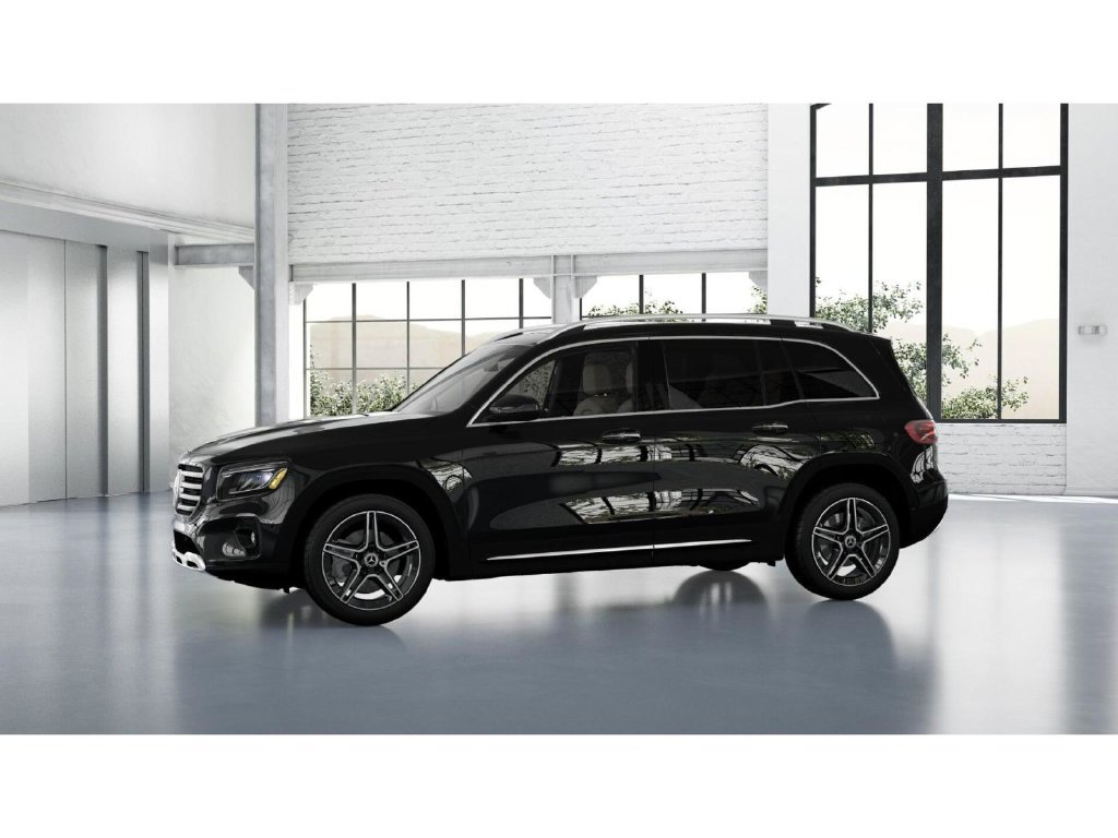Used 2026 Mercedes-Benz GLB 250 4MATIC image 36