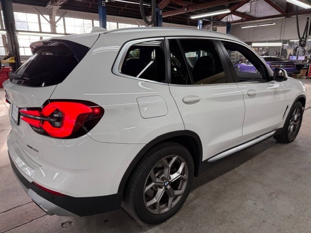 Used 2022 BMW X3 xDrive30i w/ Premium Package 2 image 4