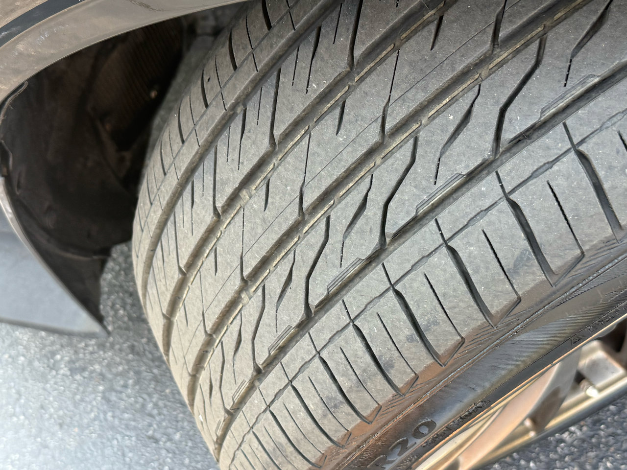 Used 2015 Dodge Challenger SRT Hellcat image 10