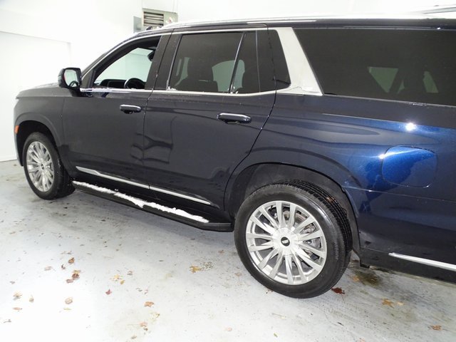 Certified 2023 Cadillac Escalade Premium Luxury image 19