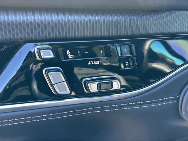 New 2026 Jeep Grand Wagoneer Summit image 20