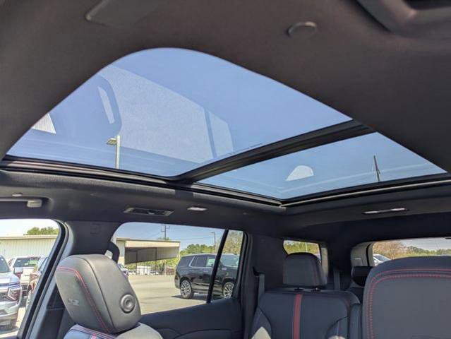 New 2026 Chevrolet Traverse RS w/ LPO, Floor Liner Package image 24