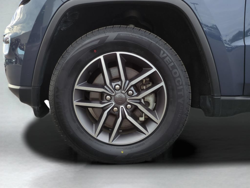 Used 2021 Jeep Grand Cherokee Limited w/ Premium Lighting Group AWD/4WD image 28