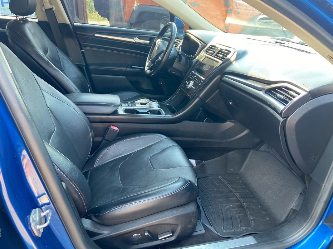 Used 2017 Ford Fusion Energi Titanium image 27