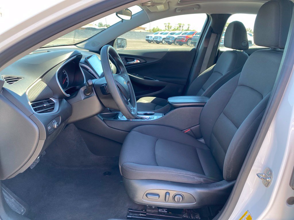 Used 2024 Chevrolet Malibu LT FWD image 24
