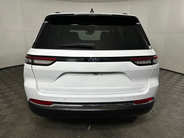 Used 2023 Jeep Grand Cherokee 4WD 4xe image 4