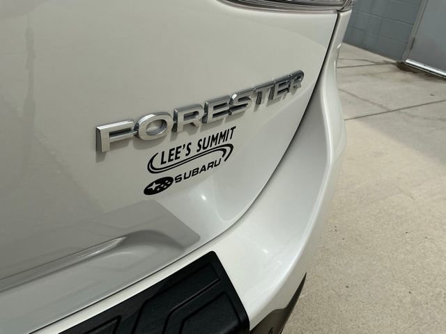 Used 2019 Subaru Forester Limited w/ Popular Package #3 image 6