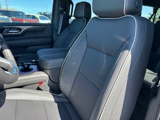 New 2026 GMC Yukon XL Elevation w/ LPO, Floor Liner Package AWD/4WD image 13