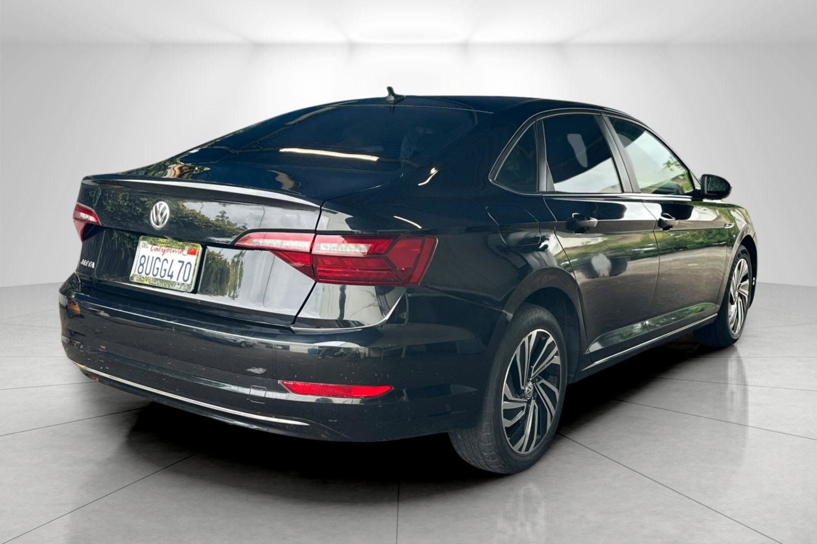 Used 2020 Volkswagen Jetta SEL FWD image 4